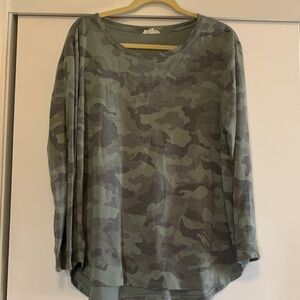 Jane and Delancey Green Camouflage Long Sleeve Top